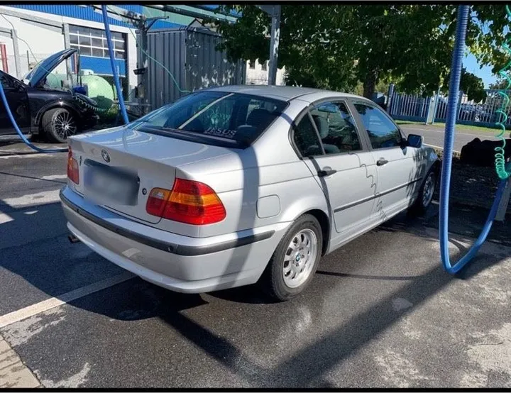 BMW 318