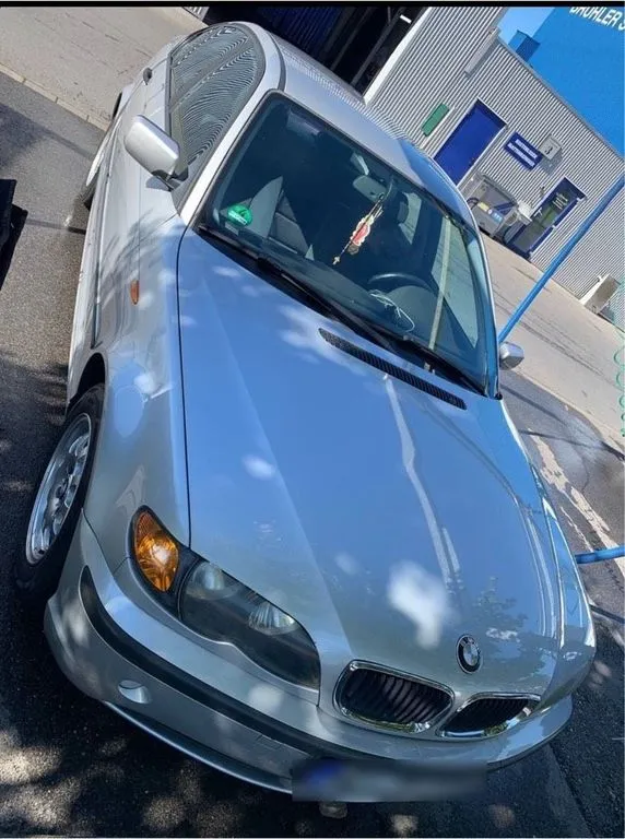 BMW 318