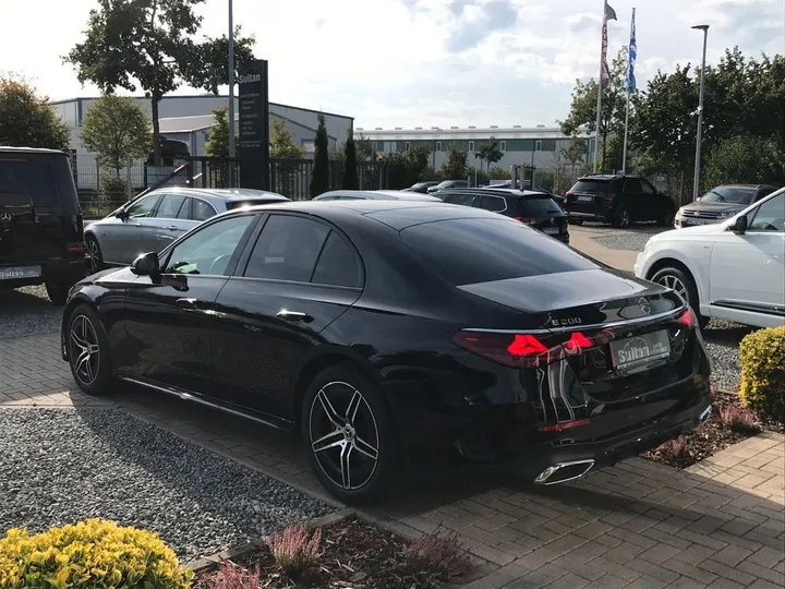 Mercedes-Benz E 200