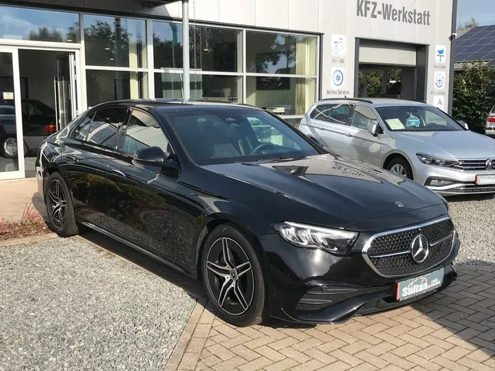Mercedes-Benz E 200