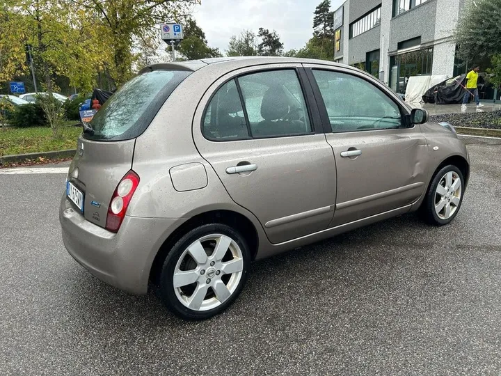 Nissan Micra