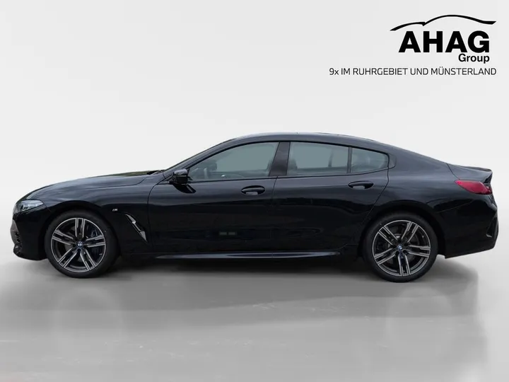 BMW 840