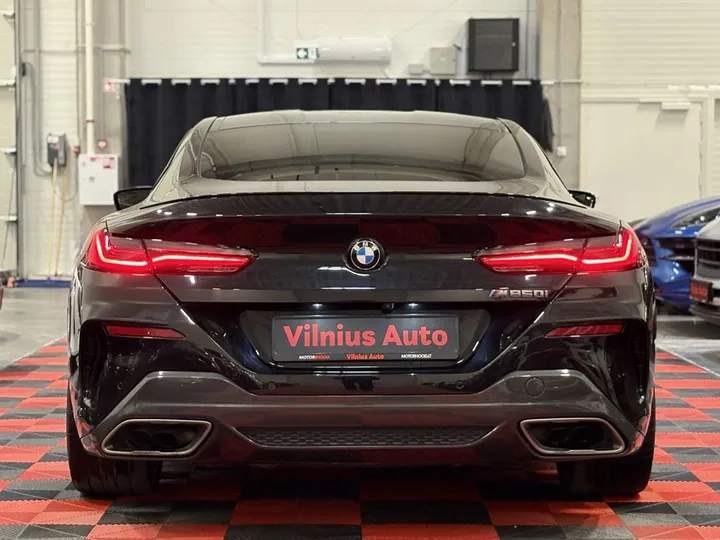BMW M850