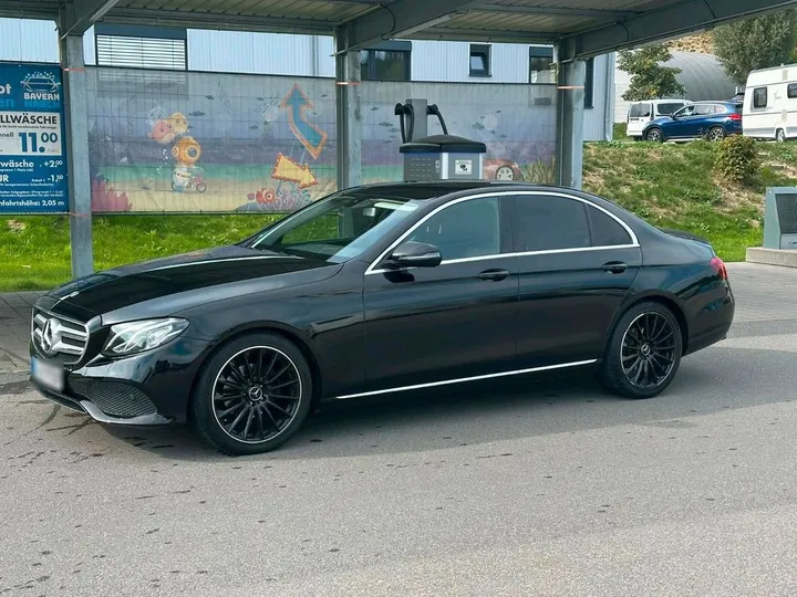 Mercedes-Benz E 200