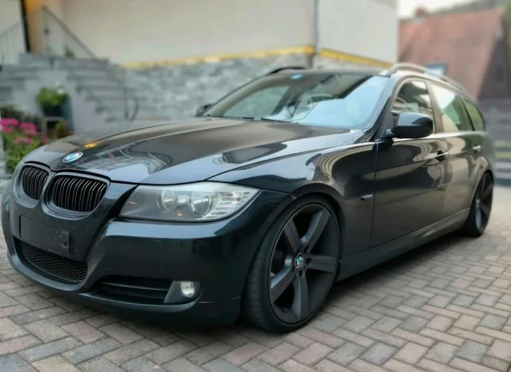 BMW 320