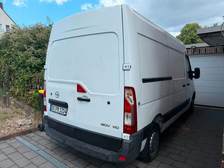 Opel Movano