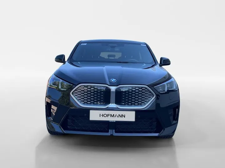 BMW iX2
