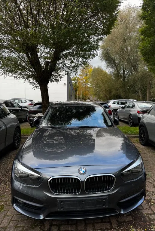 BMW 120