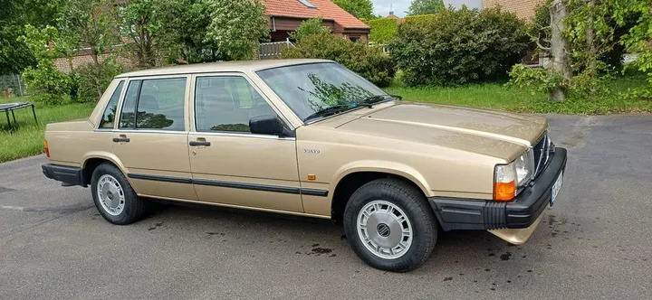 Volvo 740