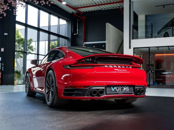 Porsche 992