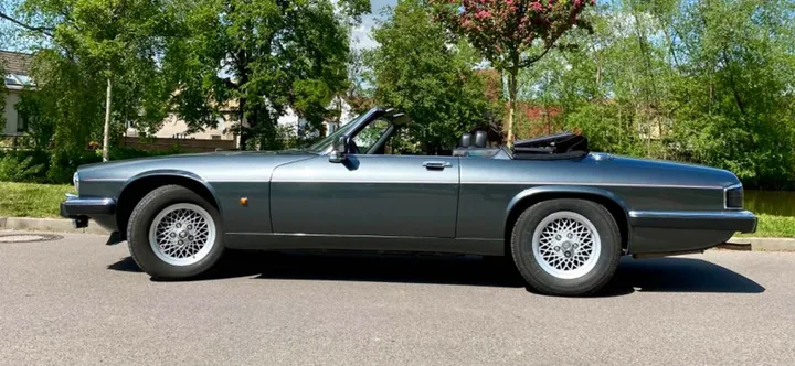 Jaguar XJSC