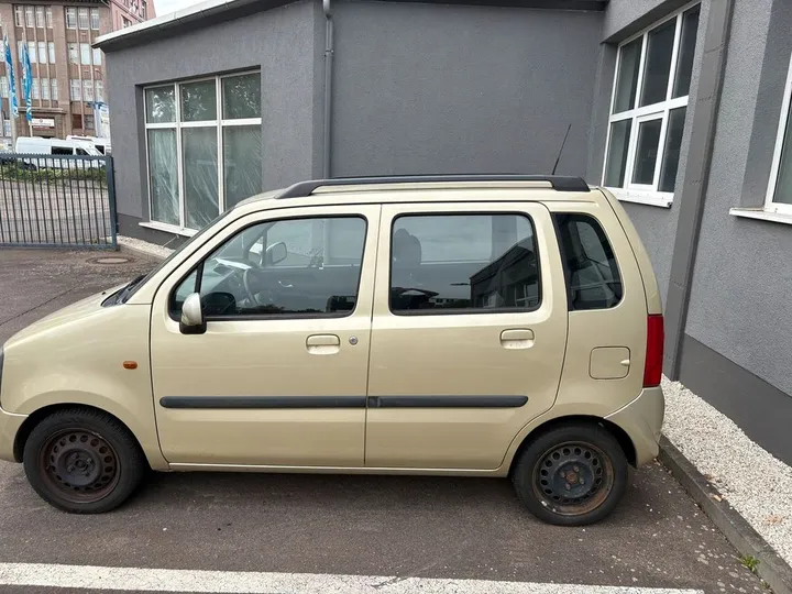 Opel Agila