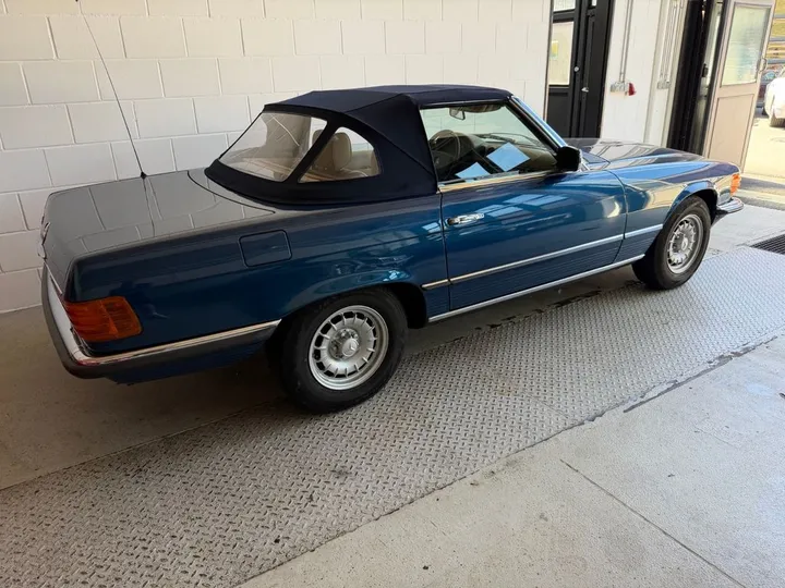 Mercedes-Benz SL 280