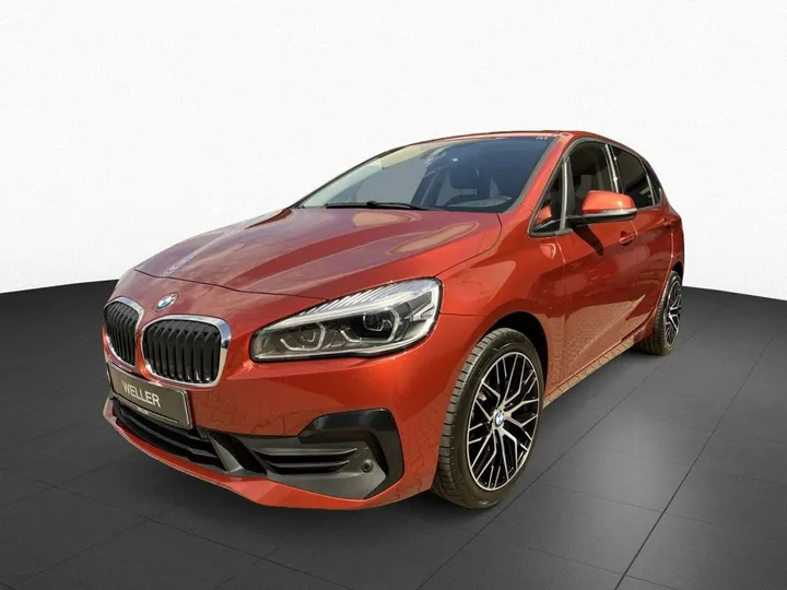 BMW 218