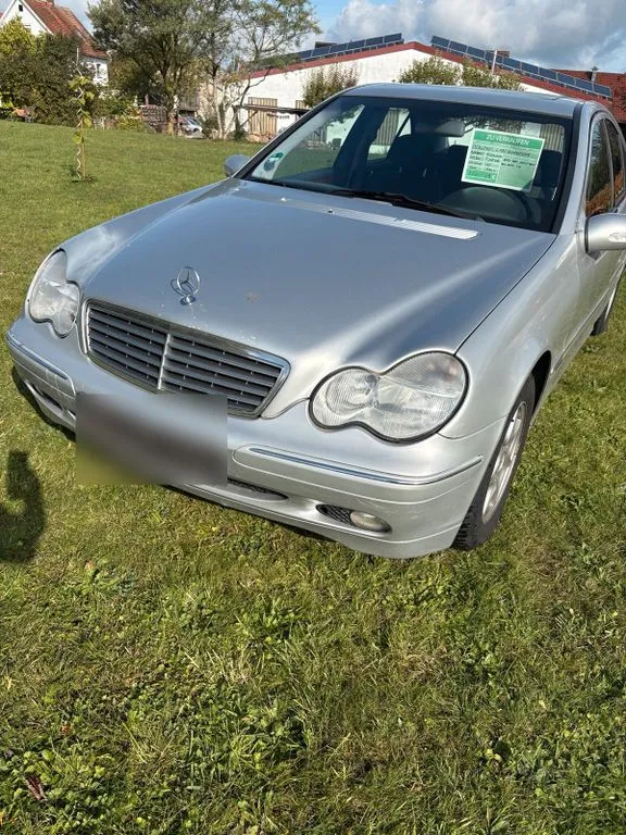 Mercedes-Benz C 180