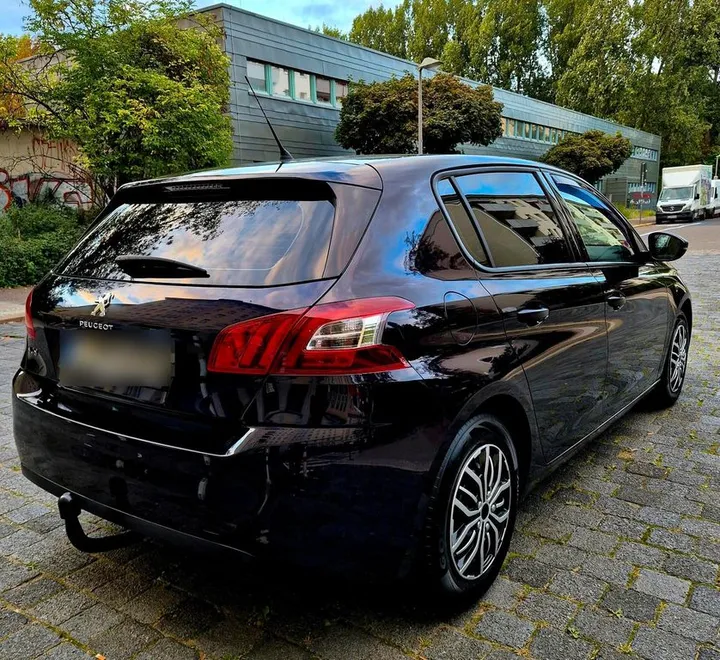 Peugeot 308