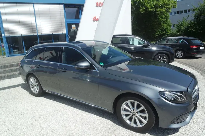 Mercedes-Benz E 250