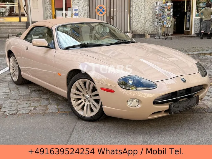 Jaguar XK8