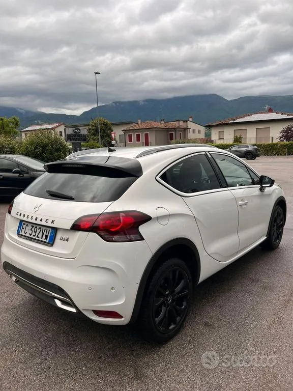 DS Automobiles DS4 Crossback