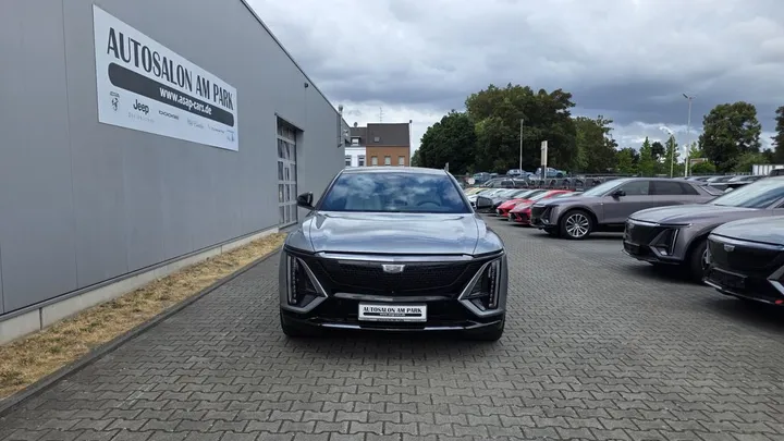 Cadillac LYRIQ