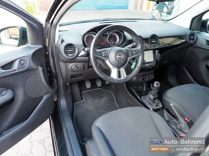 Opel Adam