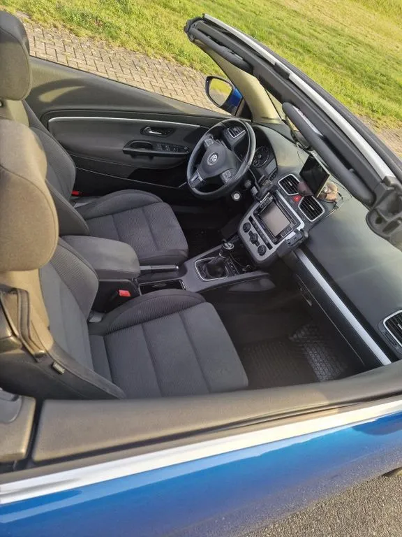 Volkswagen Eos