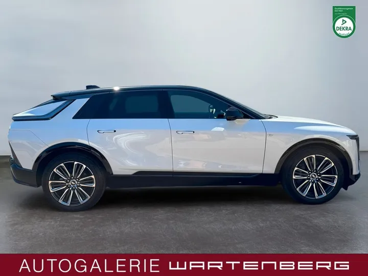 Cadillac LYRIQ