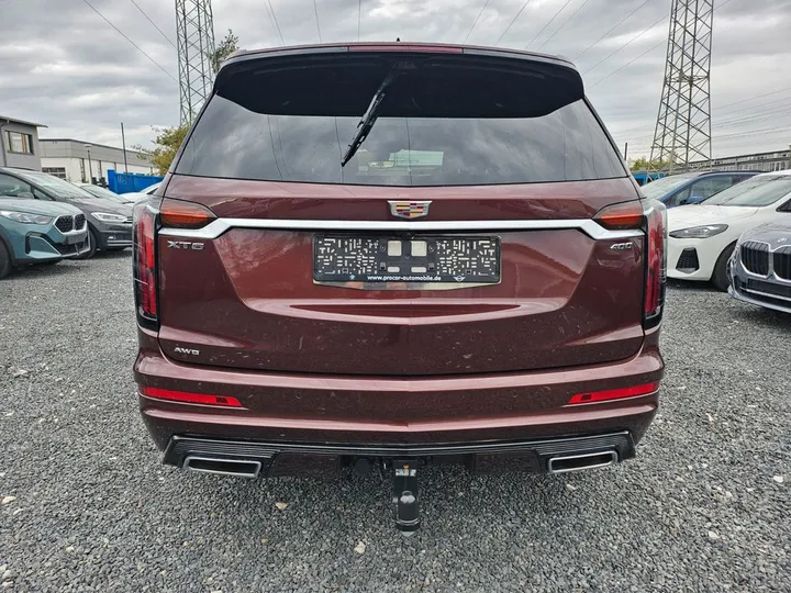 Cadillac XT6