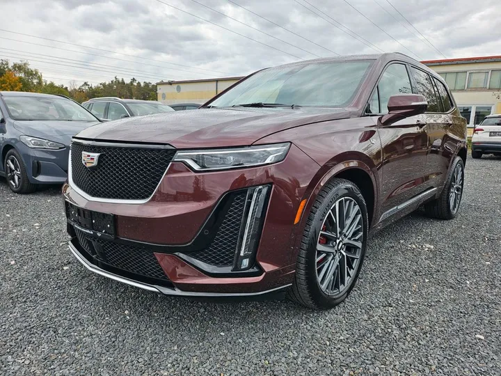 Cadillac XT6