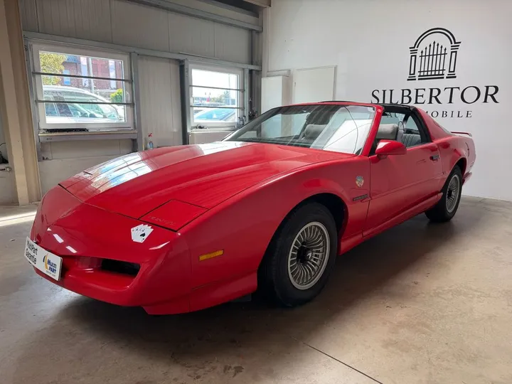 Pontiac Firebird