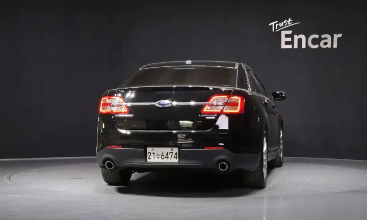 Ford Taurus
