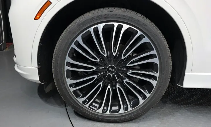 Lincoln Aviator
