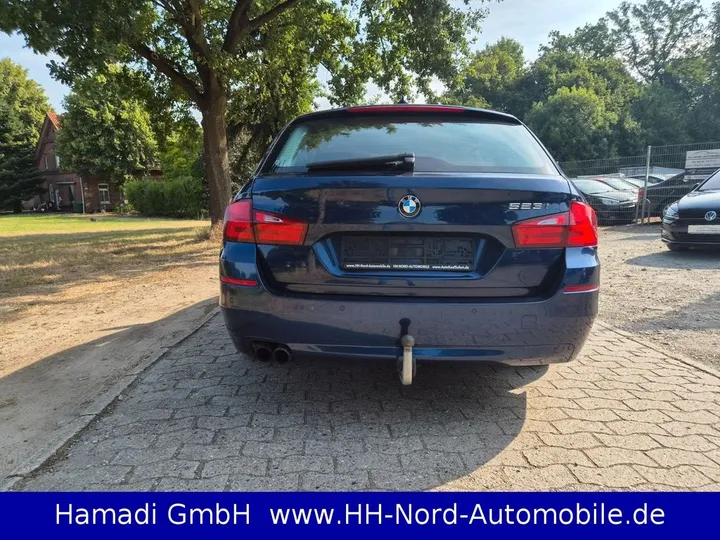 BMW 523