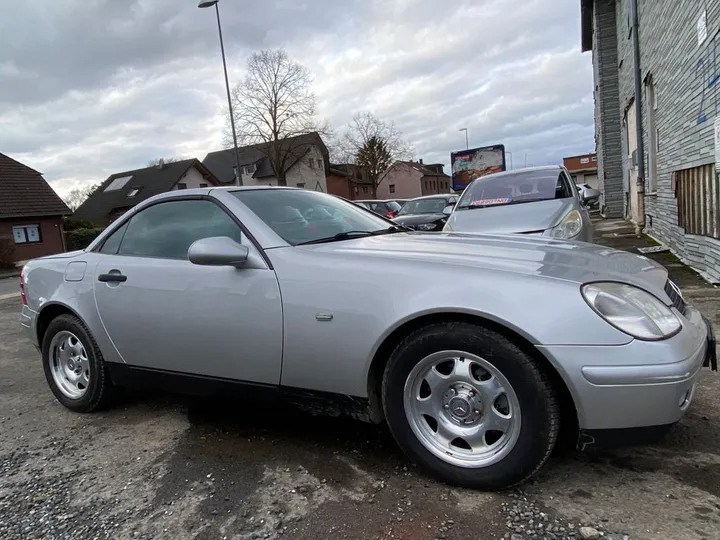 Mercedes-Benz SLK 200