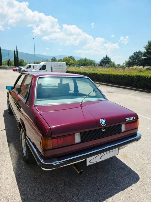 BMW 318