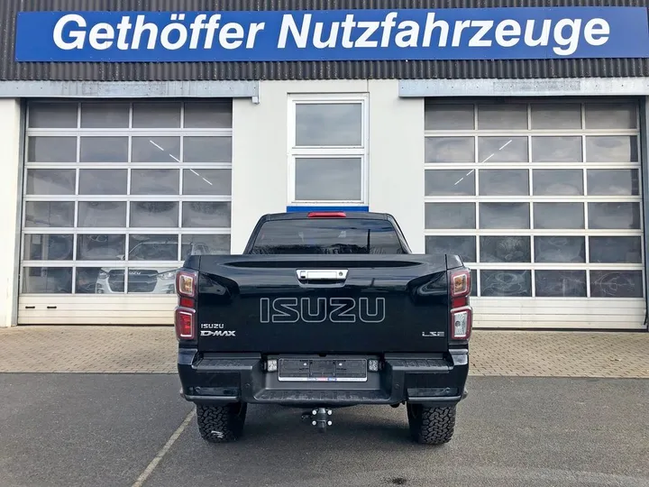 Isuzu D-Max