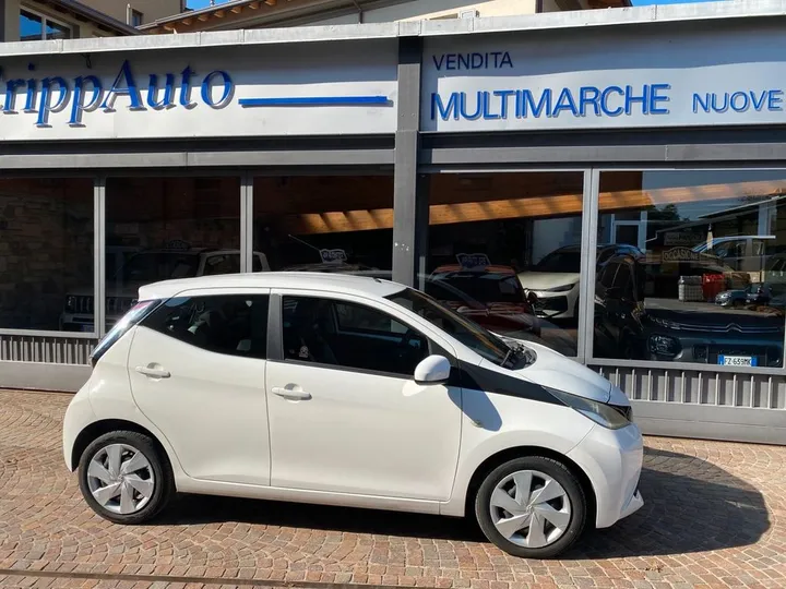 Toyota Aygo (X)