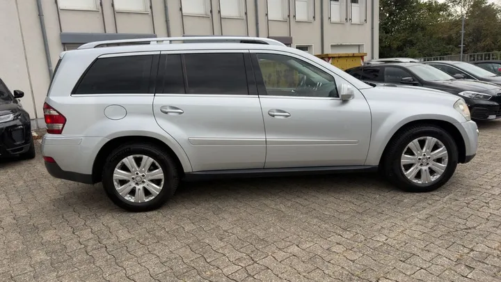 Mercedes-Benz GL 320