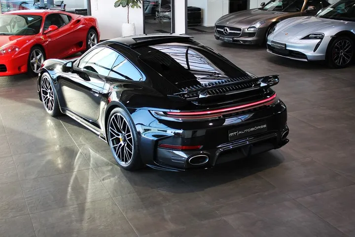 Porsche 992