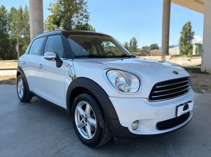 MINI One D Countryman