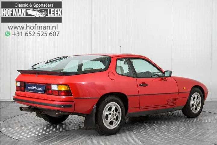 Porsche 924
