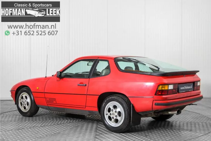 Porsche 924