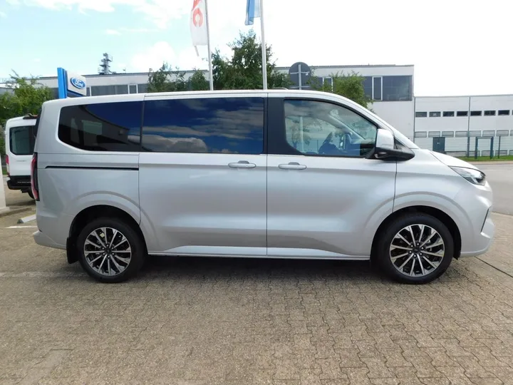 Ford Tourneo Custom