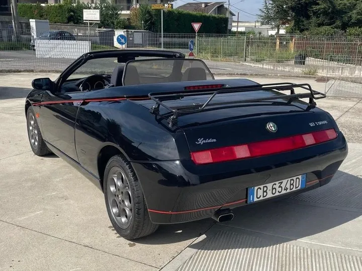 Alfa Romeo GTV