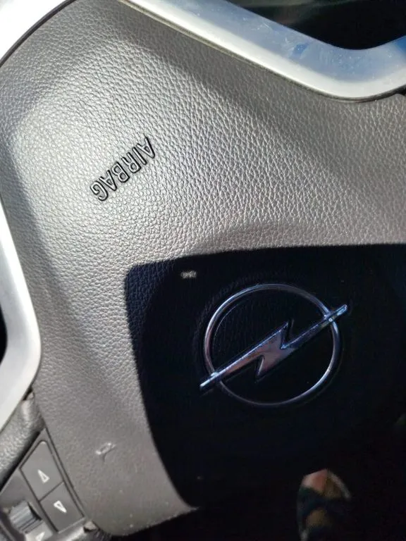 Opel Antara