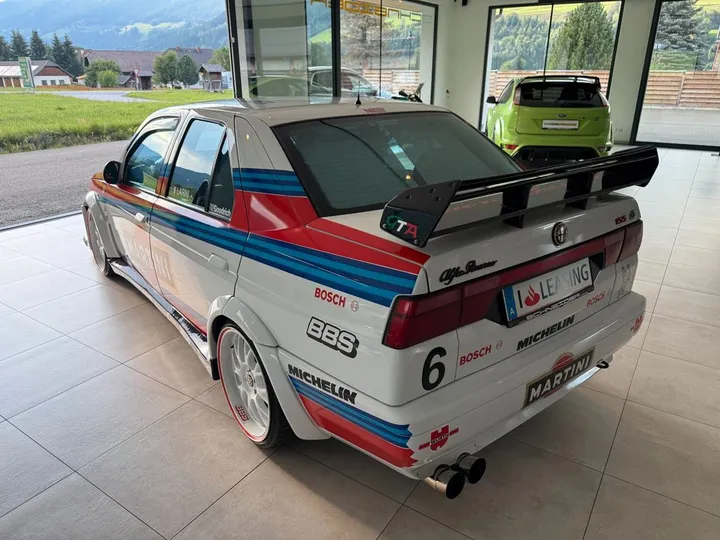 Alfa Romeo 155