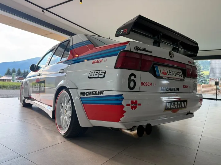 Alfa Romeo 155