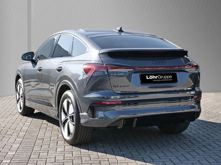 Audi Q4