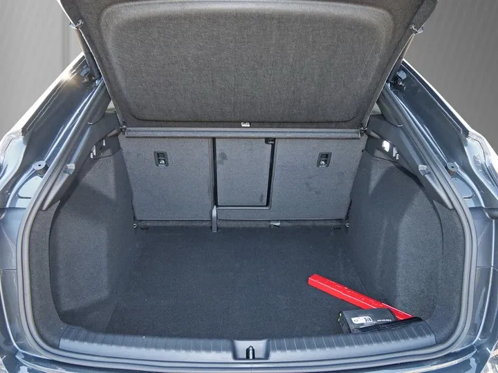 Audi Q4