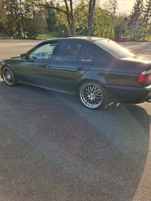 BMW 535